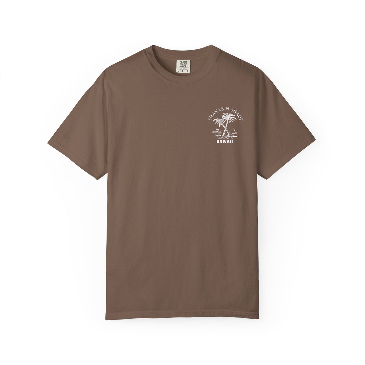 He aliʻi ka ʻāina, he kauwā ke kanaka (The land is chief, man is its servant) Mens T-Shirt