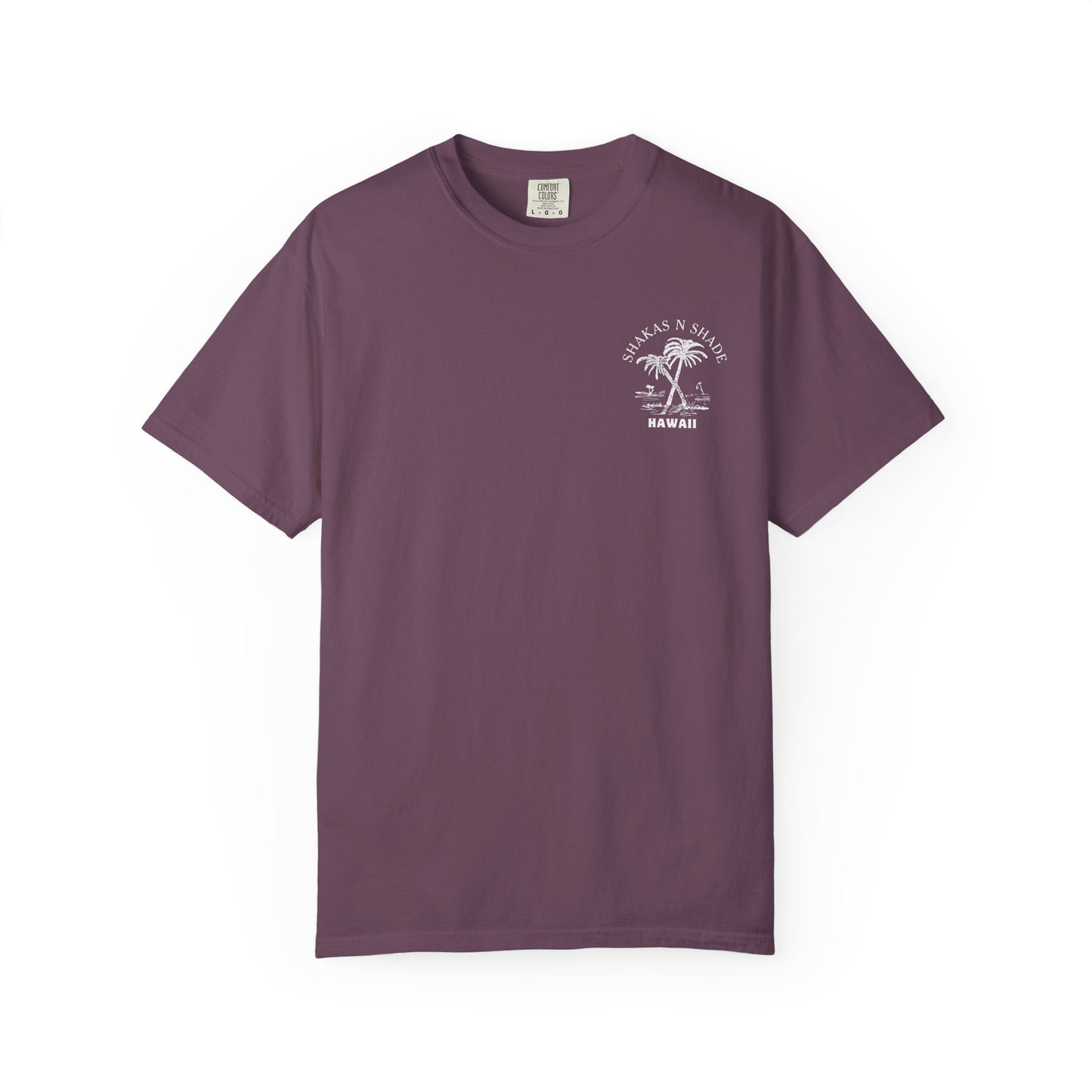 He aliʻi ka ʻāina, he kauwā ke kanaka (The land is chief, man is its servant) Mens T-Shirt